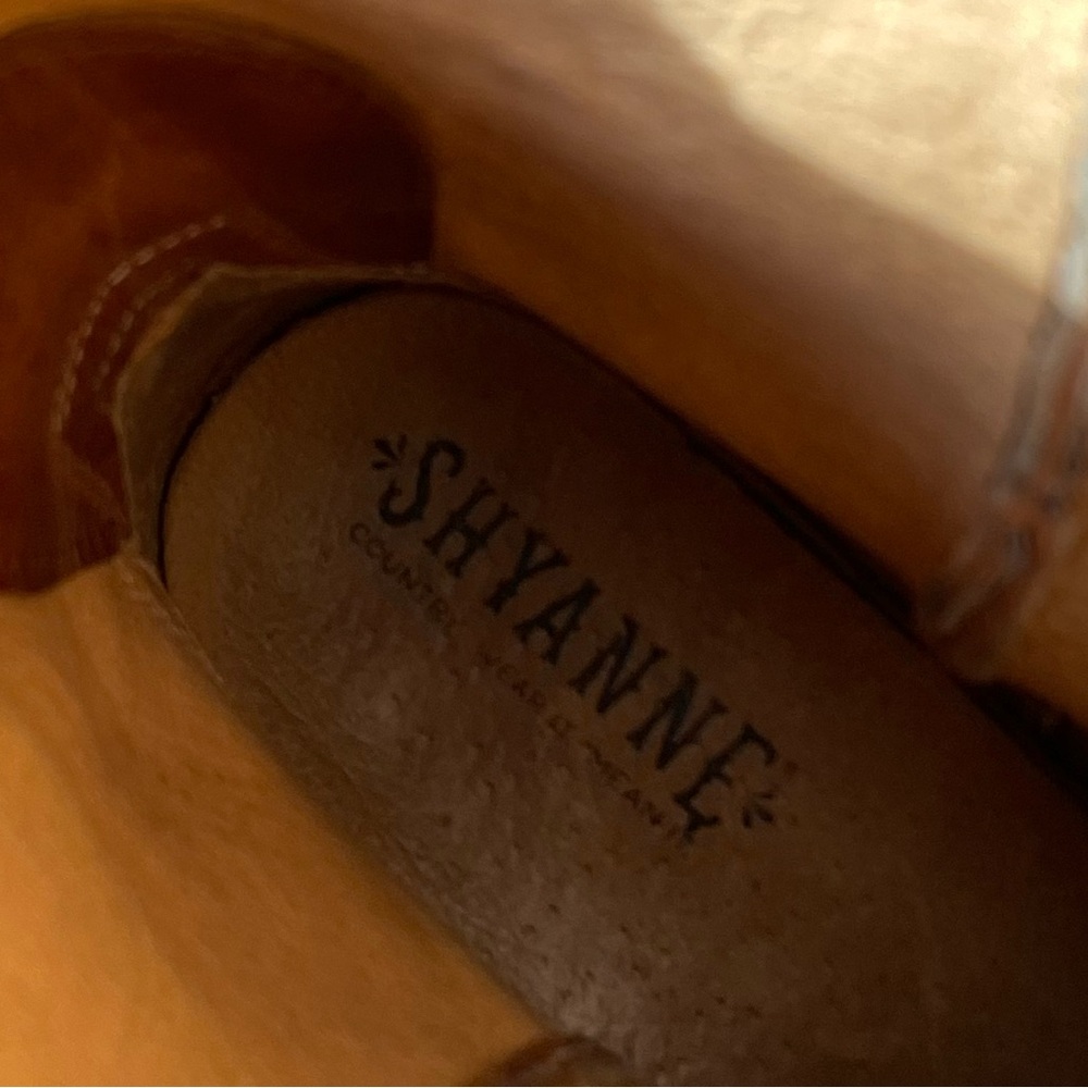 Shyanne | Embroidered Cowgirl Boots - Picture 8 of 8